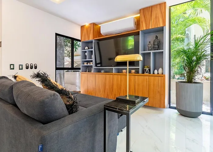 Apartment Stunning Modern With Pool And Access
